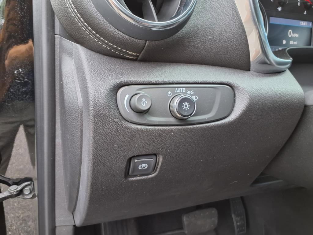 Used 2023 Chevrolet Blazer LT image 13