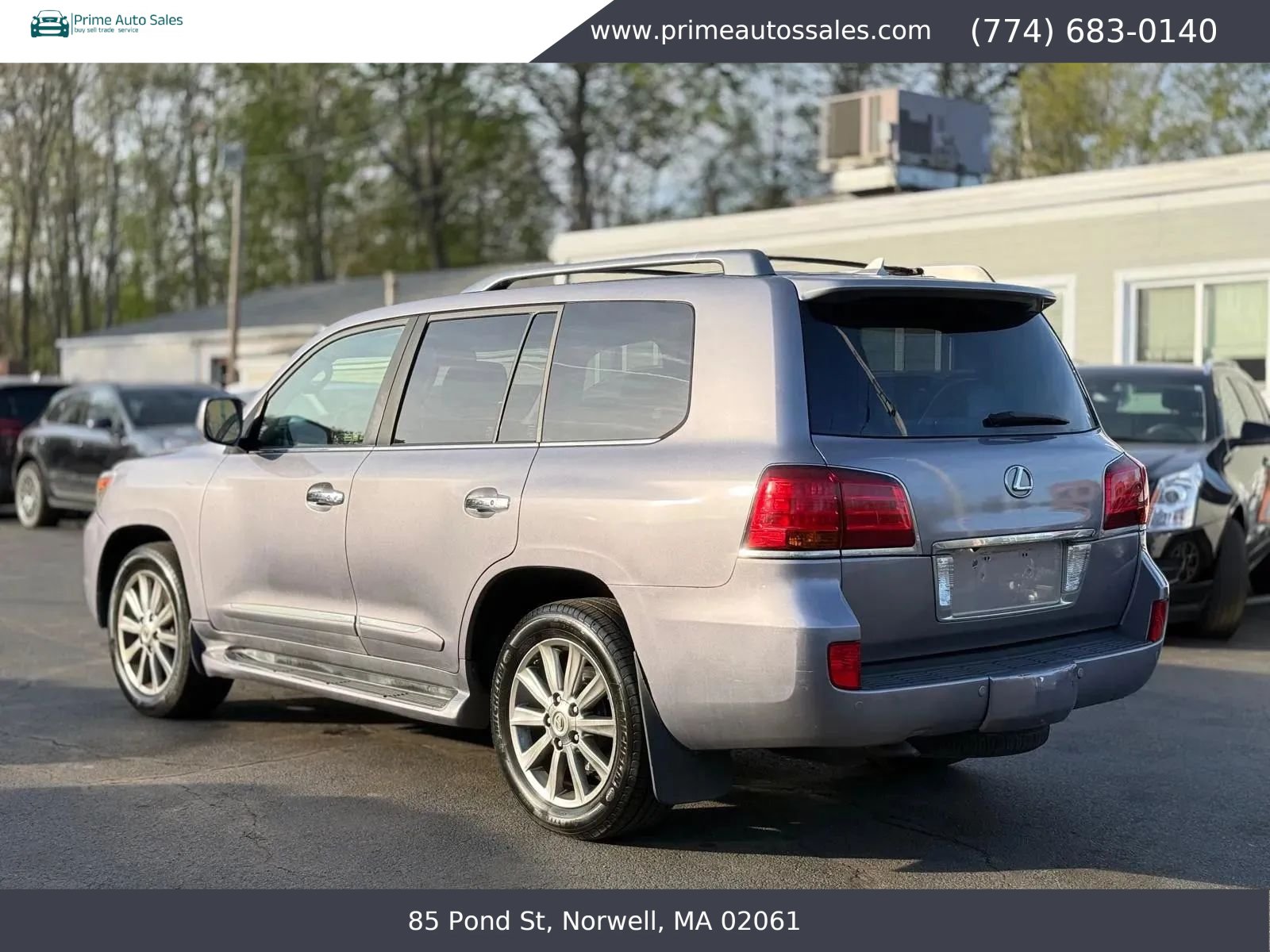 Used 2011 Lexus LX 570 4WD w/ Luxury Pkg image 7