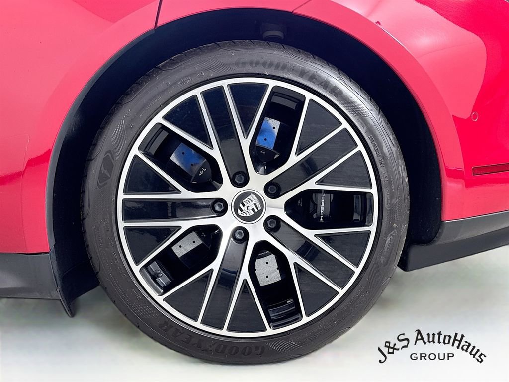 Used 2020 Porsche Taycan Turbo S w/ Premium Package image 40