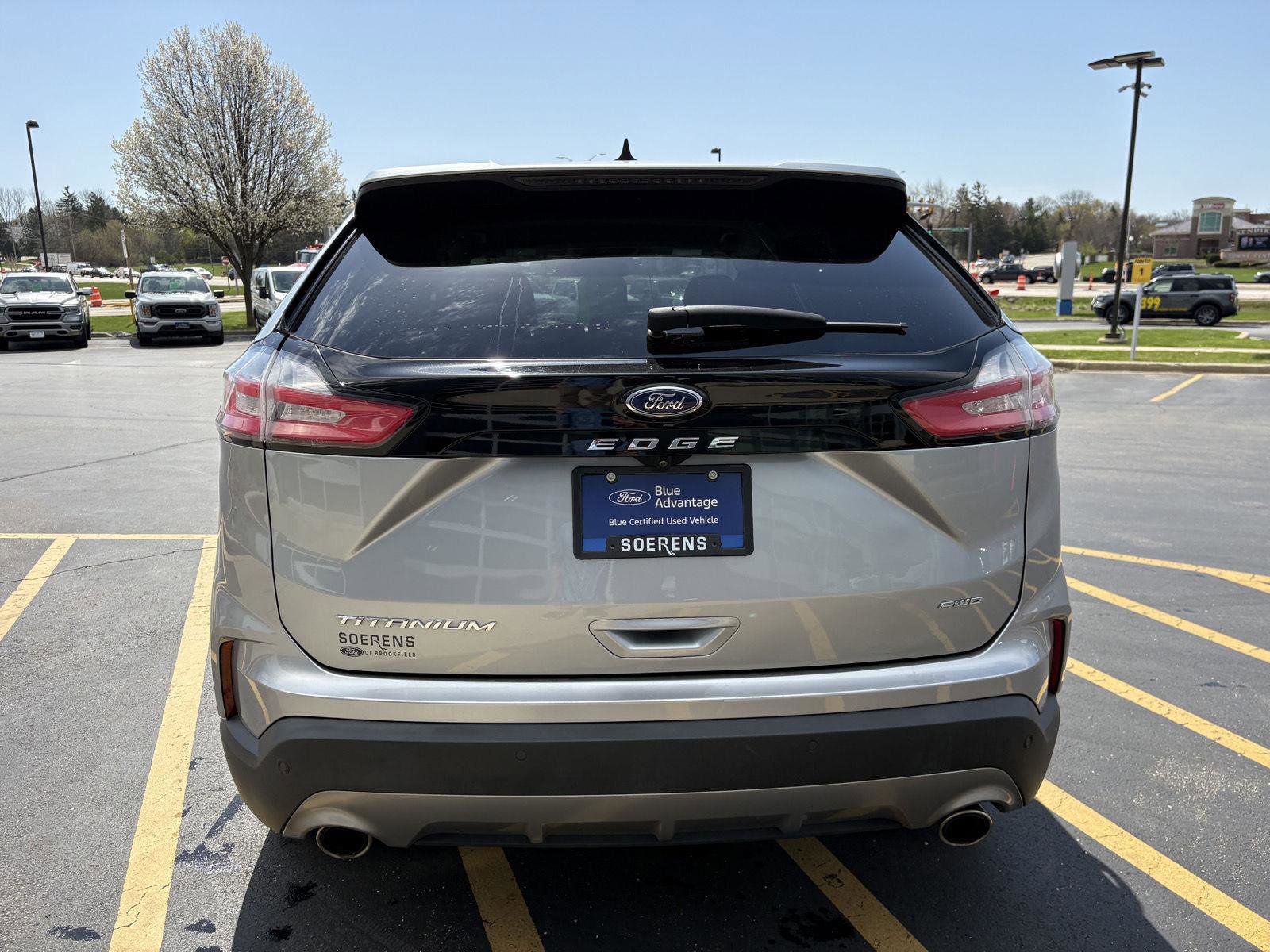 Certified 2022 Ford Edge Titanium AWD/4WD image 5