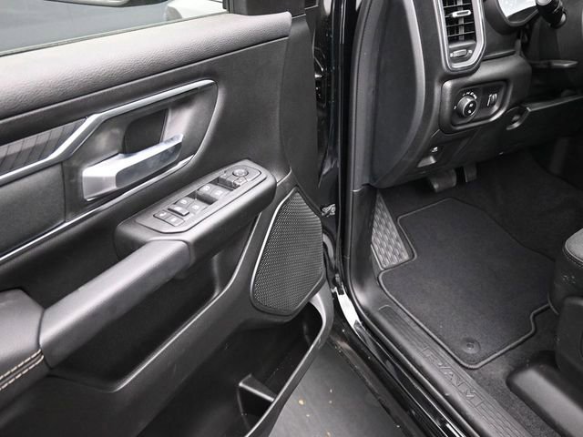 New 2026 RAM 1500 4x4 Crew Cab image 14