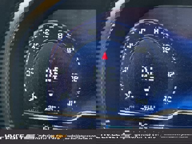 Used 2023 Chevrolet Suburban RST AWD/4WD image 17