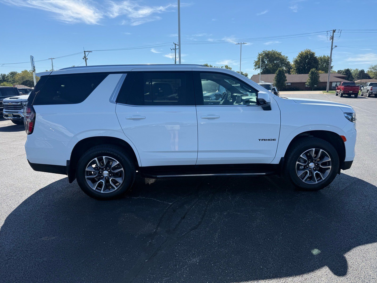 Used 2024 Chevrolet Tahoe LT w/ LT Signature Plus Package AWD/4WD image 6