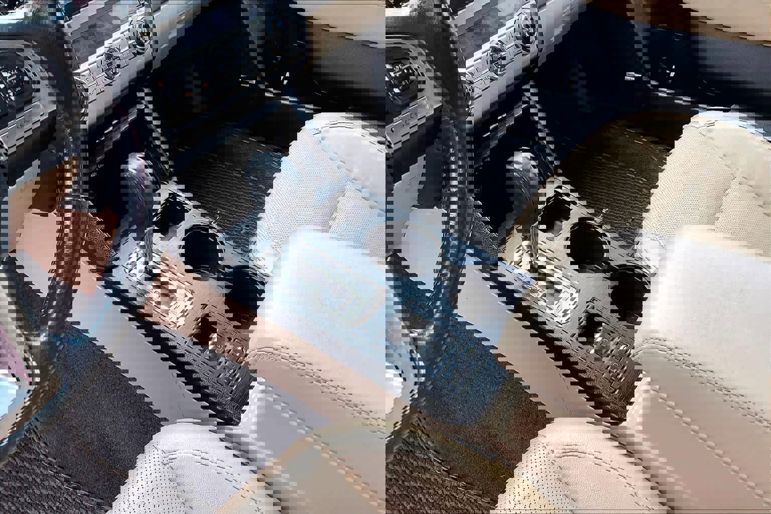 Used 2015 Subaru Outback 2.5i Limited AWD/4WD image 16