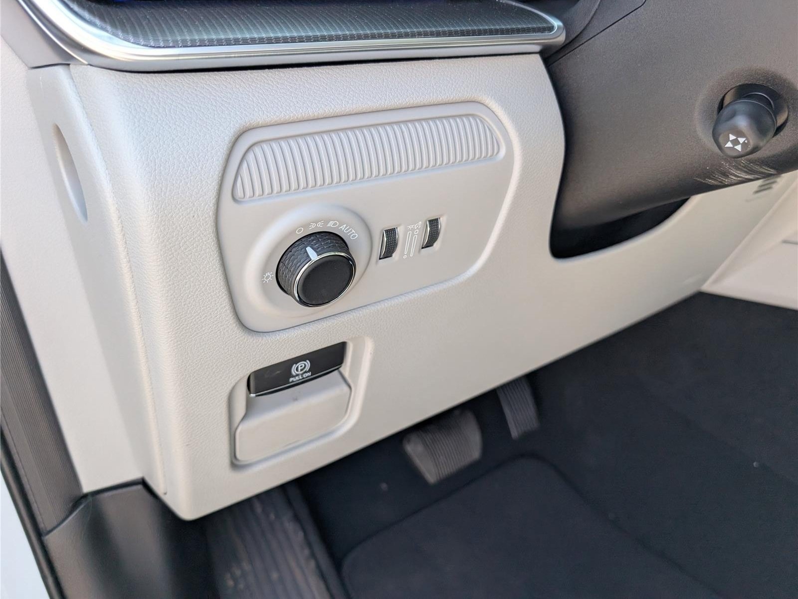 New 2026 Jeep Grand Wagoneer Summit AWD/4WD image 19