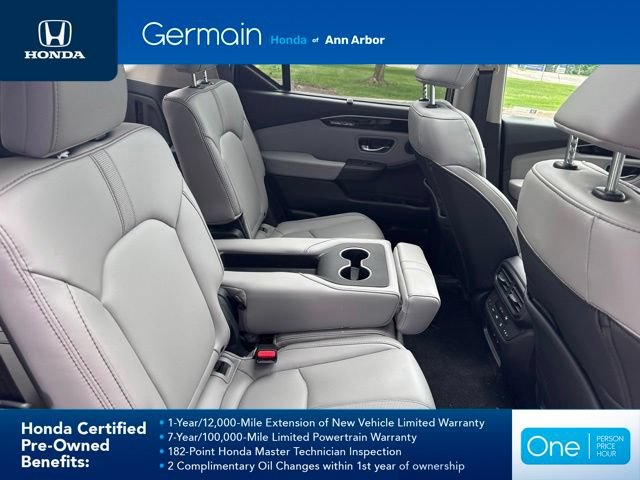 Certified 2025 Honda Pilot Touring image 15