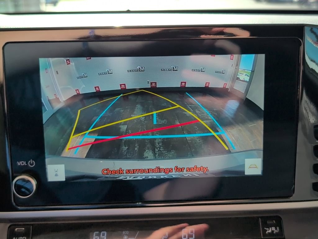 Used 2025 Toyota Camry LE FWD image 23