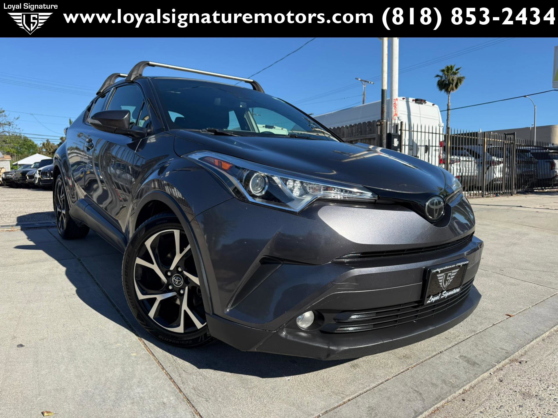 Used 2018 Toyota C-HR XLE image 1