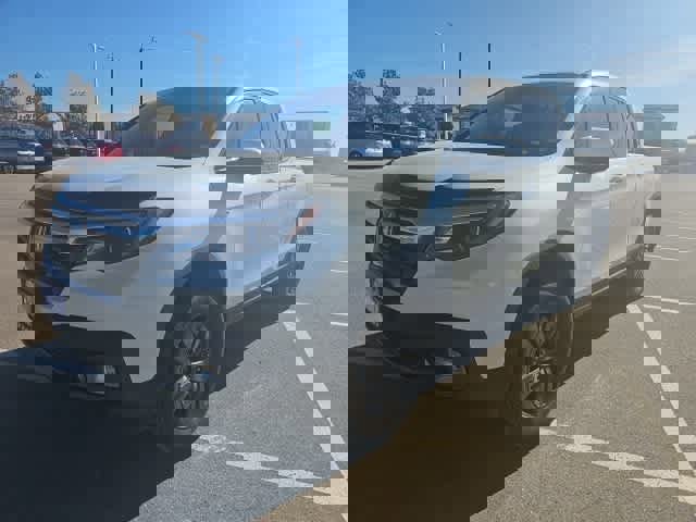 Used 2020 Honda Ridgeline Sport video 1