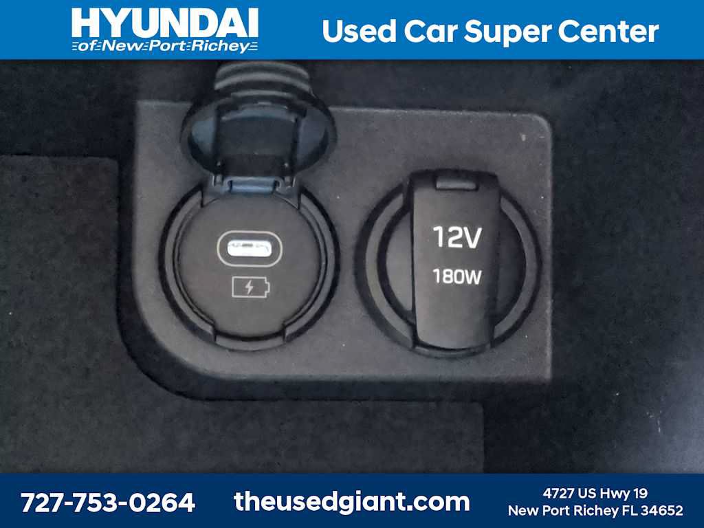 Used 2024 Hyundai Palisade SEL w/ Premium Package FWD image 44