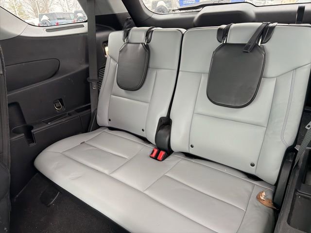 Certified 2021 Ford Explorer XLT w/ Equipment Group 202A image 15