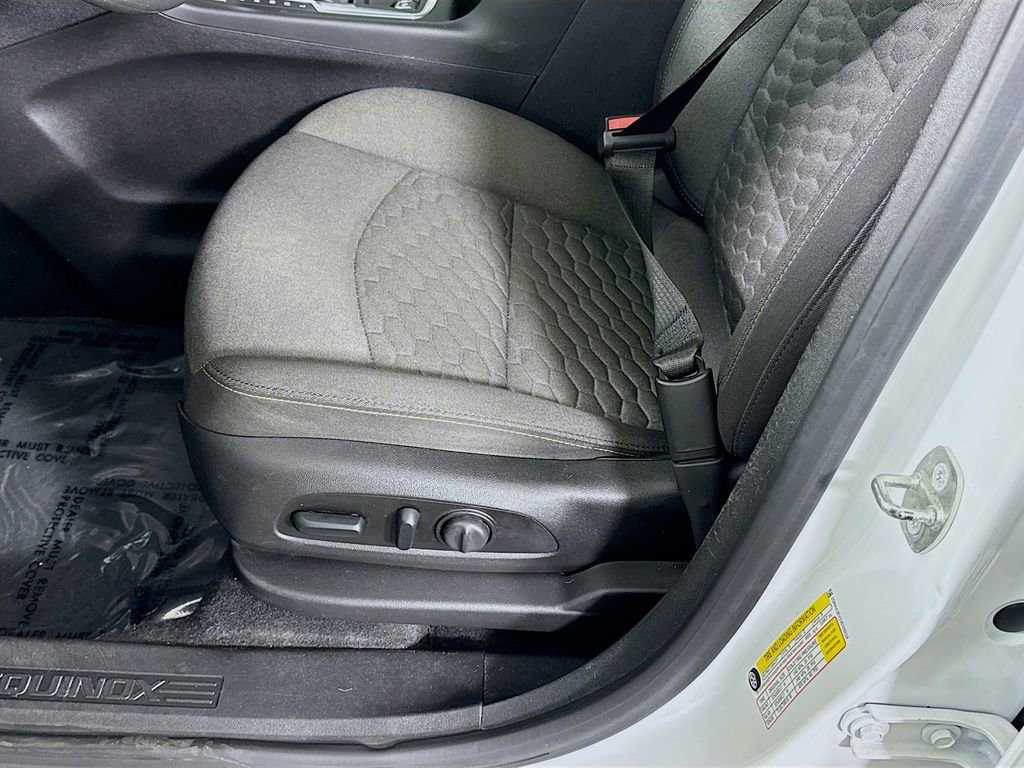 Used 2018 Chevrolet Equinox LT image 22