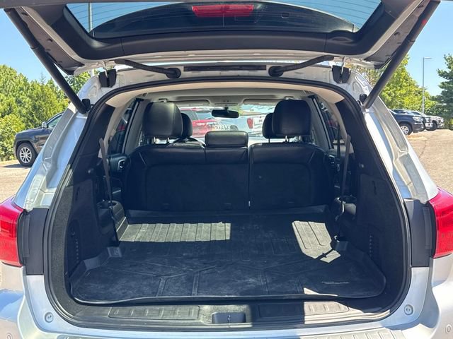 Used 2020 Nissan Pathfinder Platinum AWD/4WD image 14