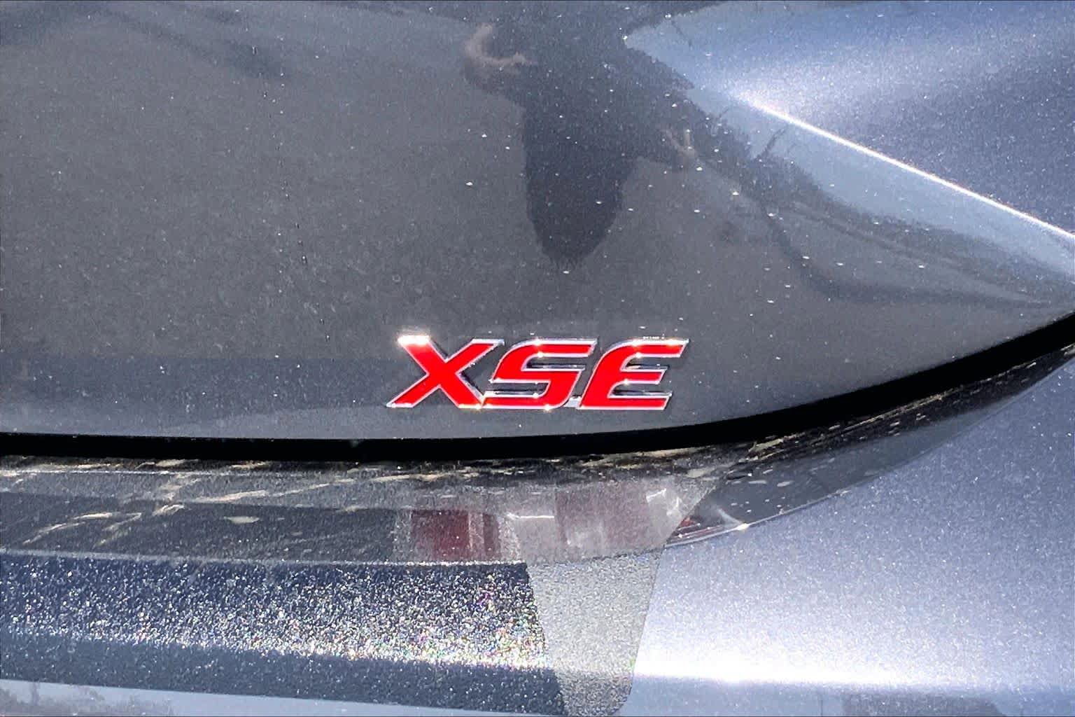 Used 2026 Toyota Corolla XSE FWD image 17