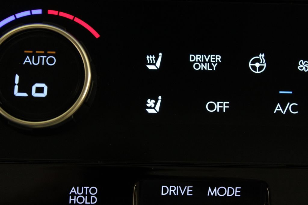 Certified 2025 Hyundai Santa Fe Calligraphy FWD image 31