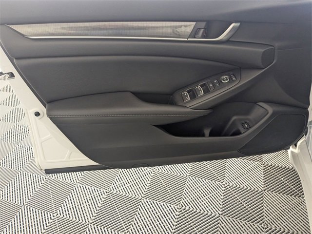 Used 2022 Honda Accord Sport image 9
