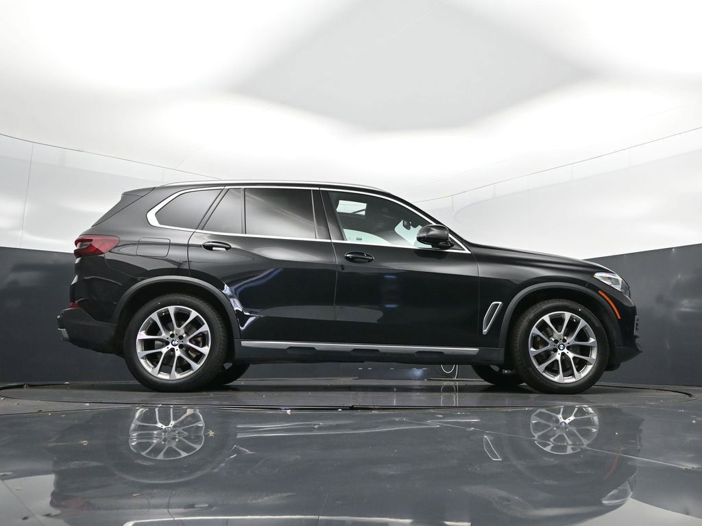 Certified 2023 BMW X5 xDrive40i w/ Premium Package image 43