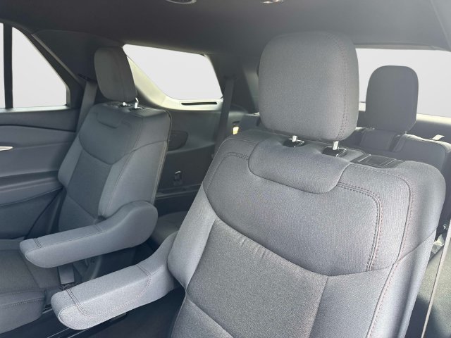 New 2027 Ford Explorer Active RWD image 15
