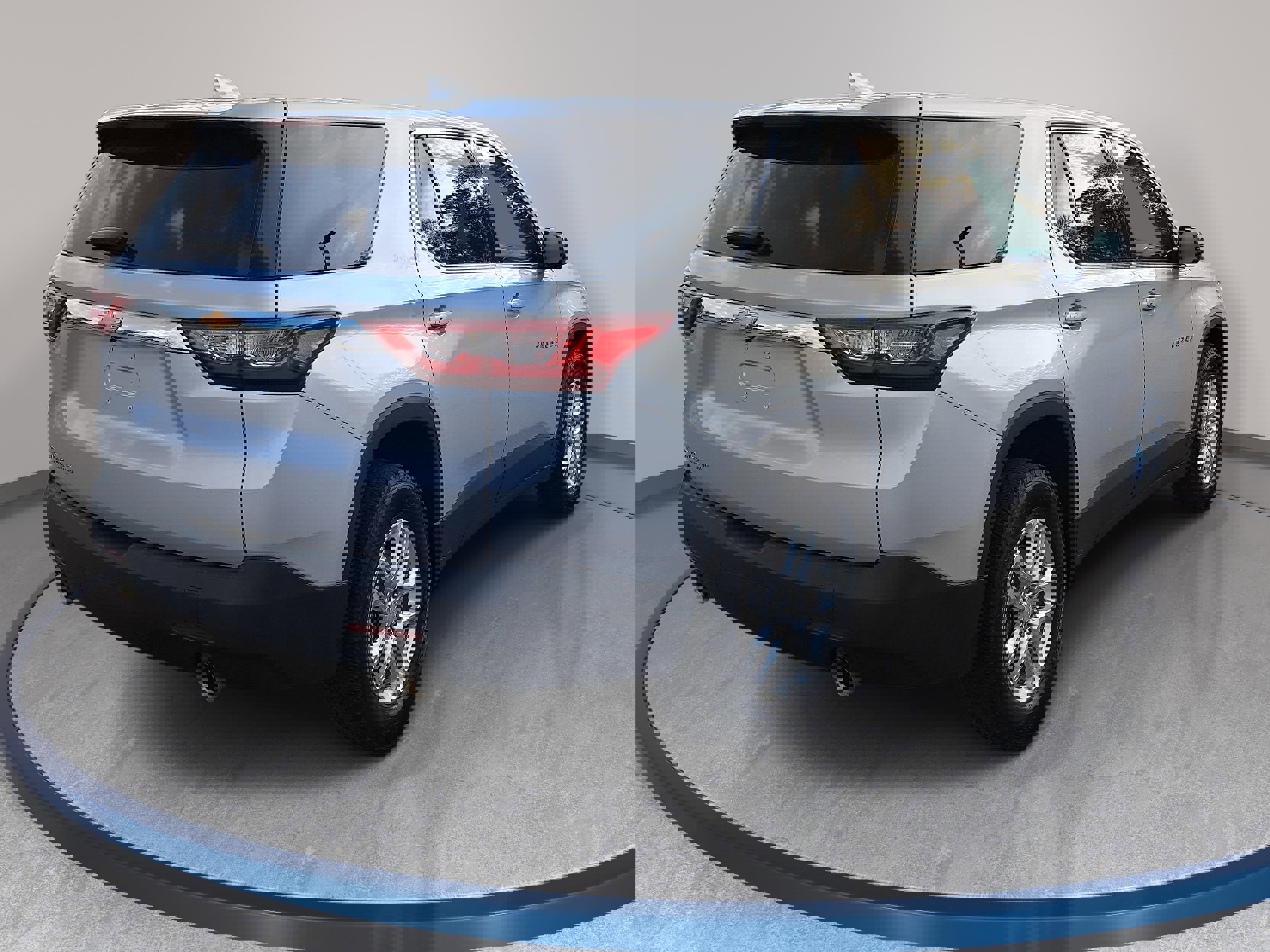 Used 2021 Chevrolet Traverse LS image 5