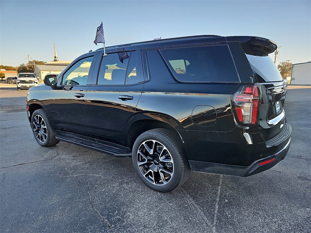 Used 2024 Chevrolet Tahoe RST image 3