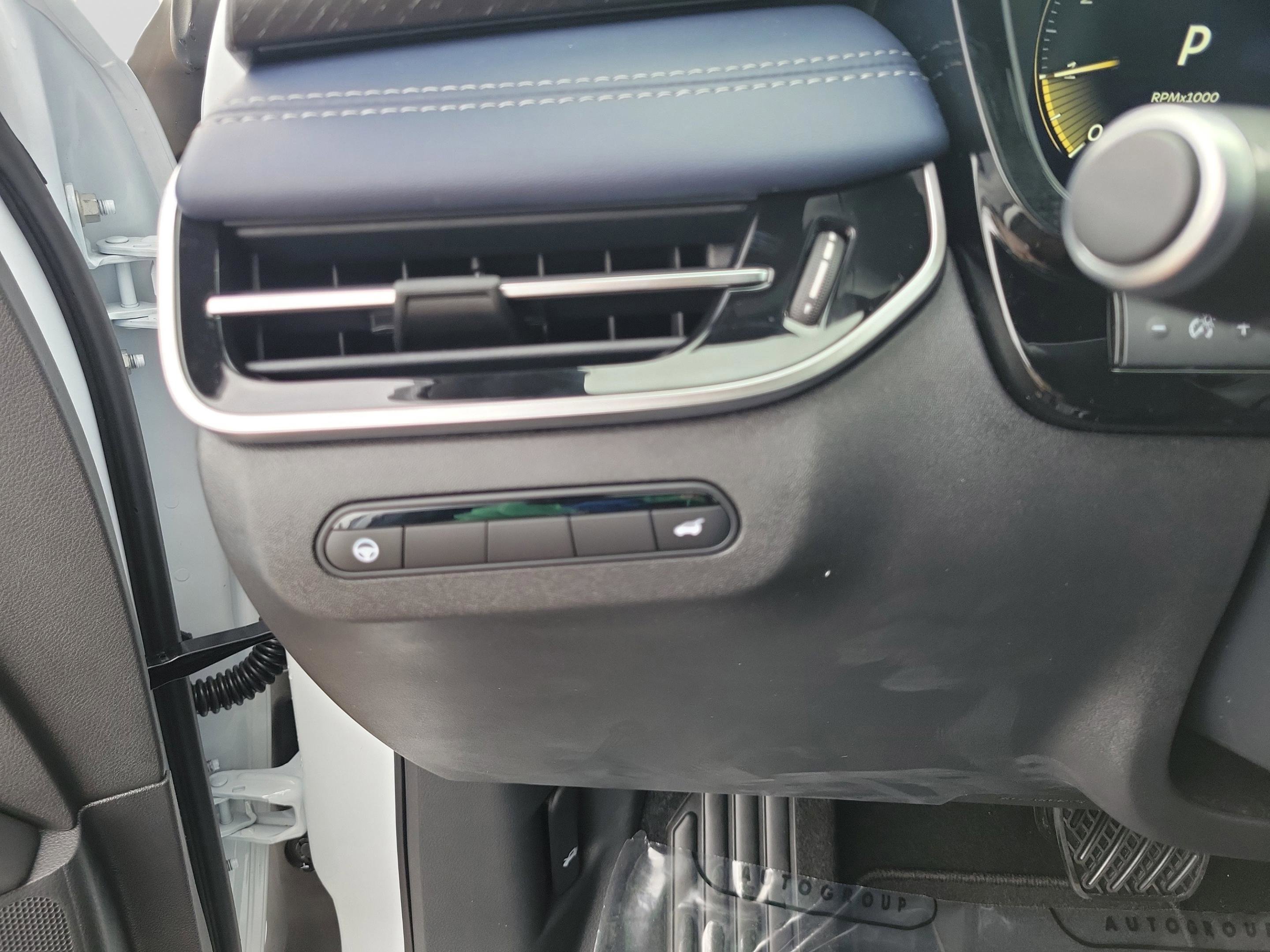 New 2026 INFINITI QX60 Sport w/ Dark Cargo Package image 31