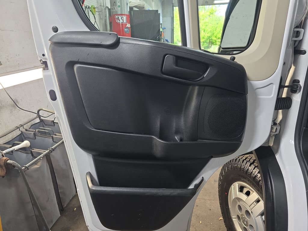 Used 2020 RAM ProMaster 1500 w/ Premium Appearance Group FWD image 23