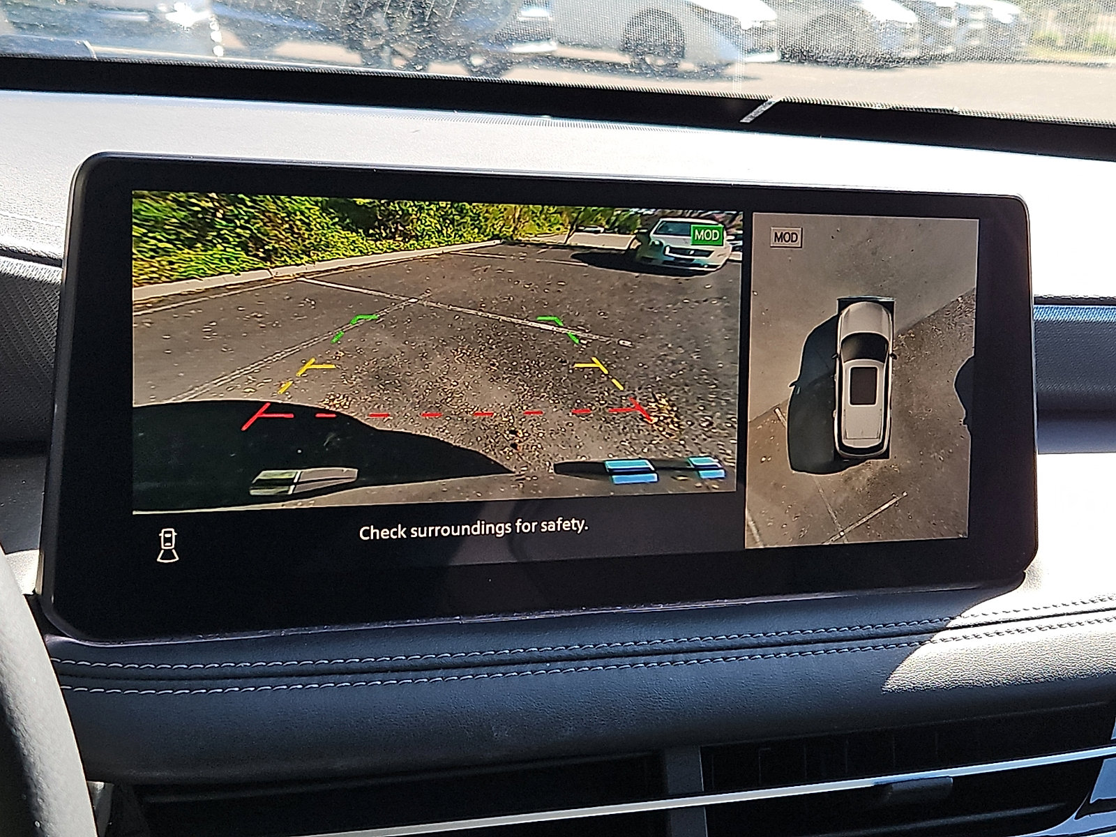 Used 2023 INFINITI QX60 Luxe w/ Performance Audio Package AWD/4WD image 19