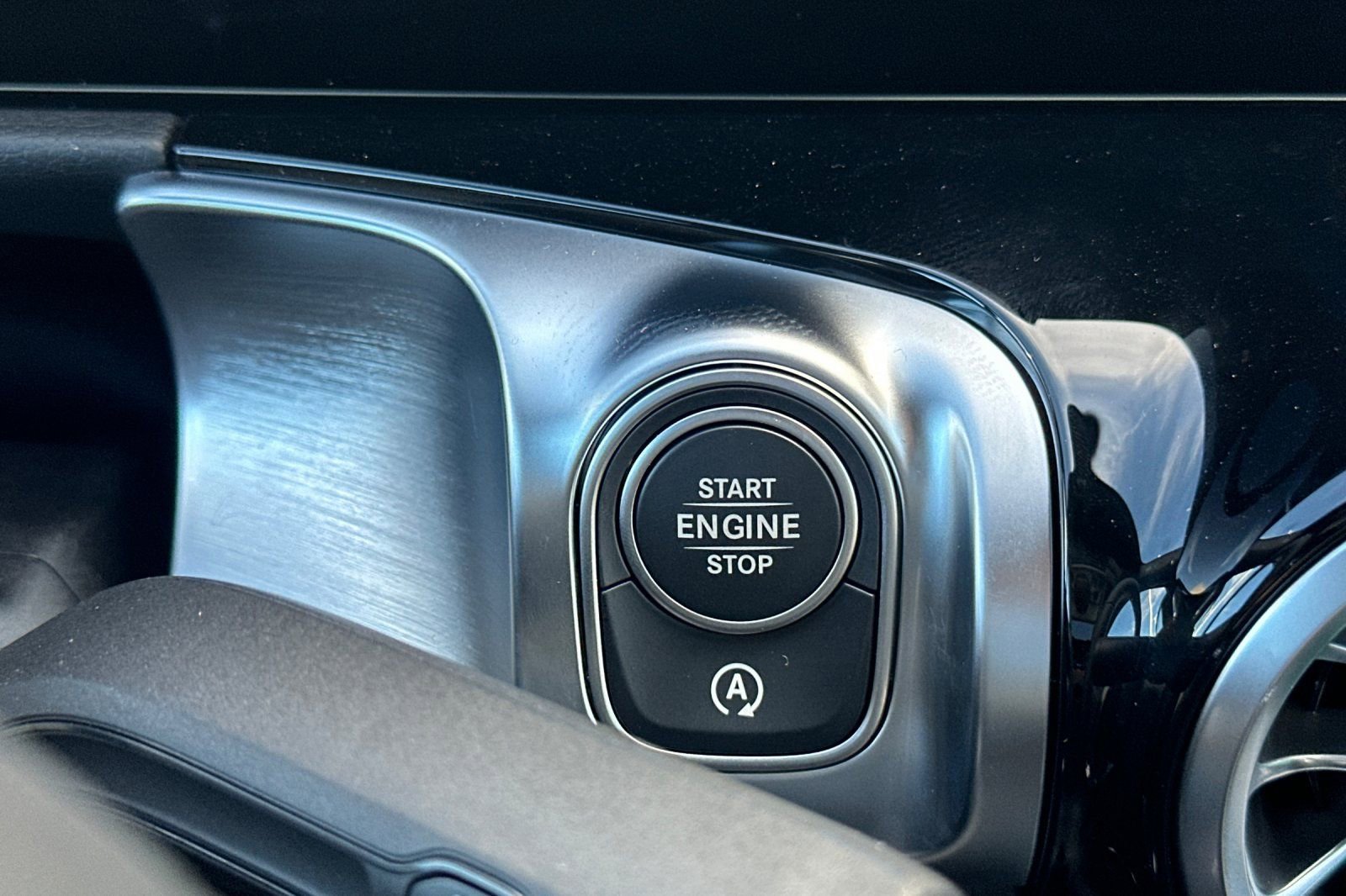 New 2026 Mercedes-Benz GLB 250 image 20