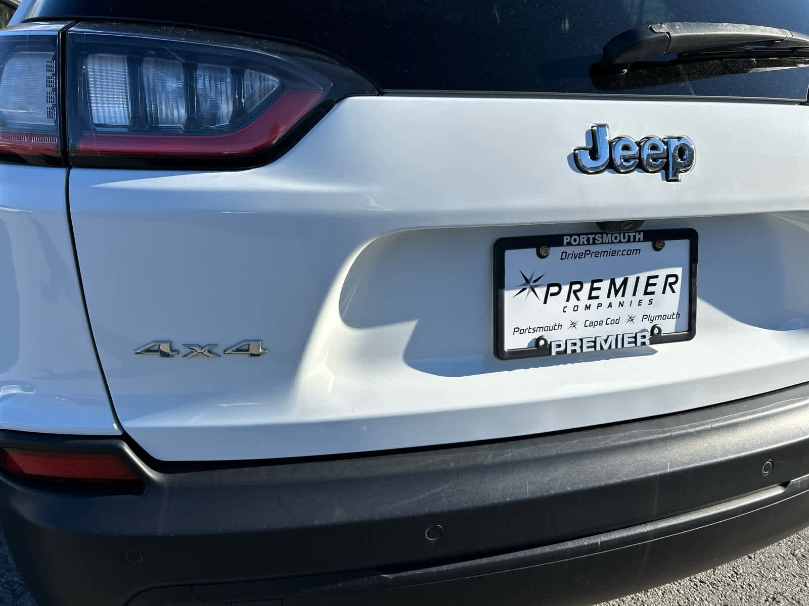 Used 2021 Jeep Cherokee Latitude Plus image 34