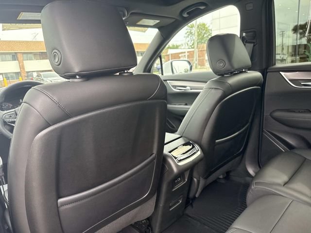 Certified 2024 Cadillac XT6 Luxury w/ LPO, Floor Liner Package AWD/4WD image 31