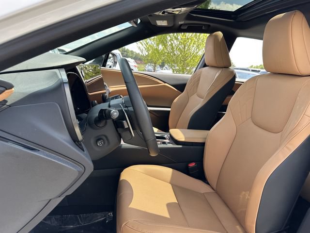 Used 2025 Lexus RX 350 Premium w/ Accessory Package (Z1) FWD image 13