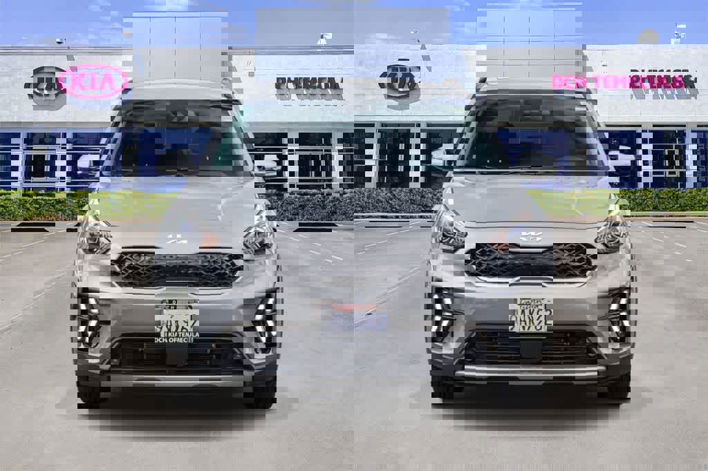 Certified 2022 Kia Niro Touring Special Edition image 2