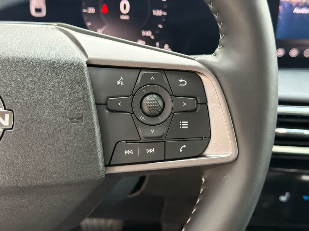 Used 2026 Nissan Sentra SV w/ SV Convenience Package FWD image 23