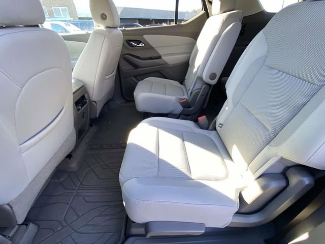 Used 2021 Chevrolet Traverse LT image 13
