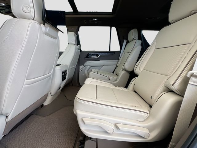 New 2026 GMC Yukon Denali w/ Denali Reserve Package image 17