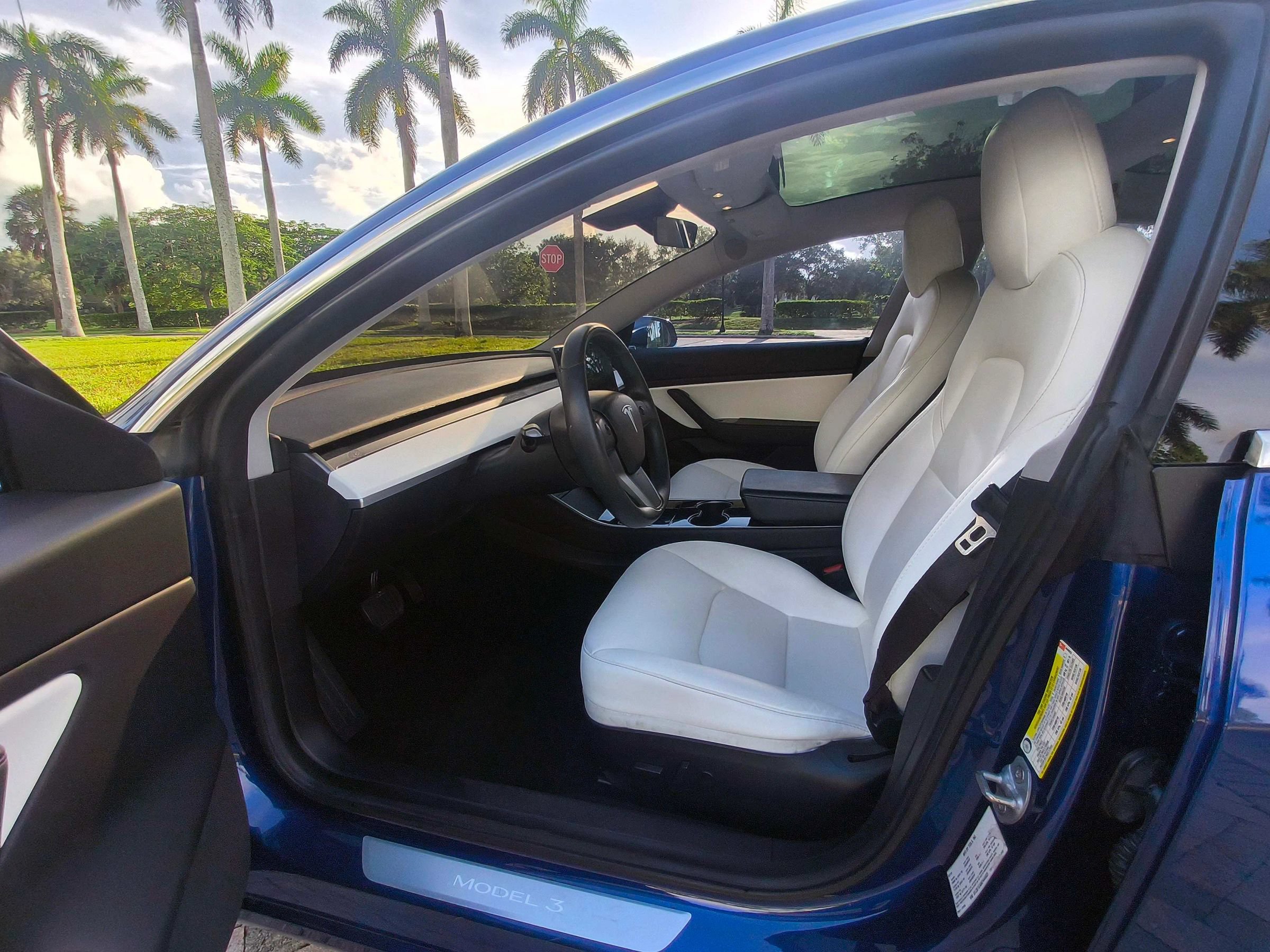 Used 2019 Tesla Model 3 RWD image 5