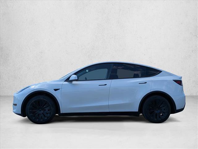 Used 2023 Tesla Model Y Long Range image 10
