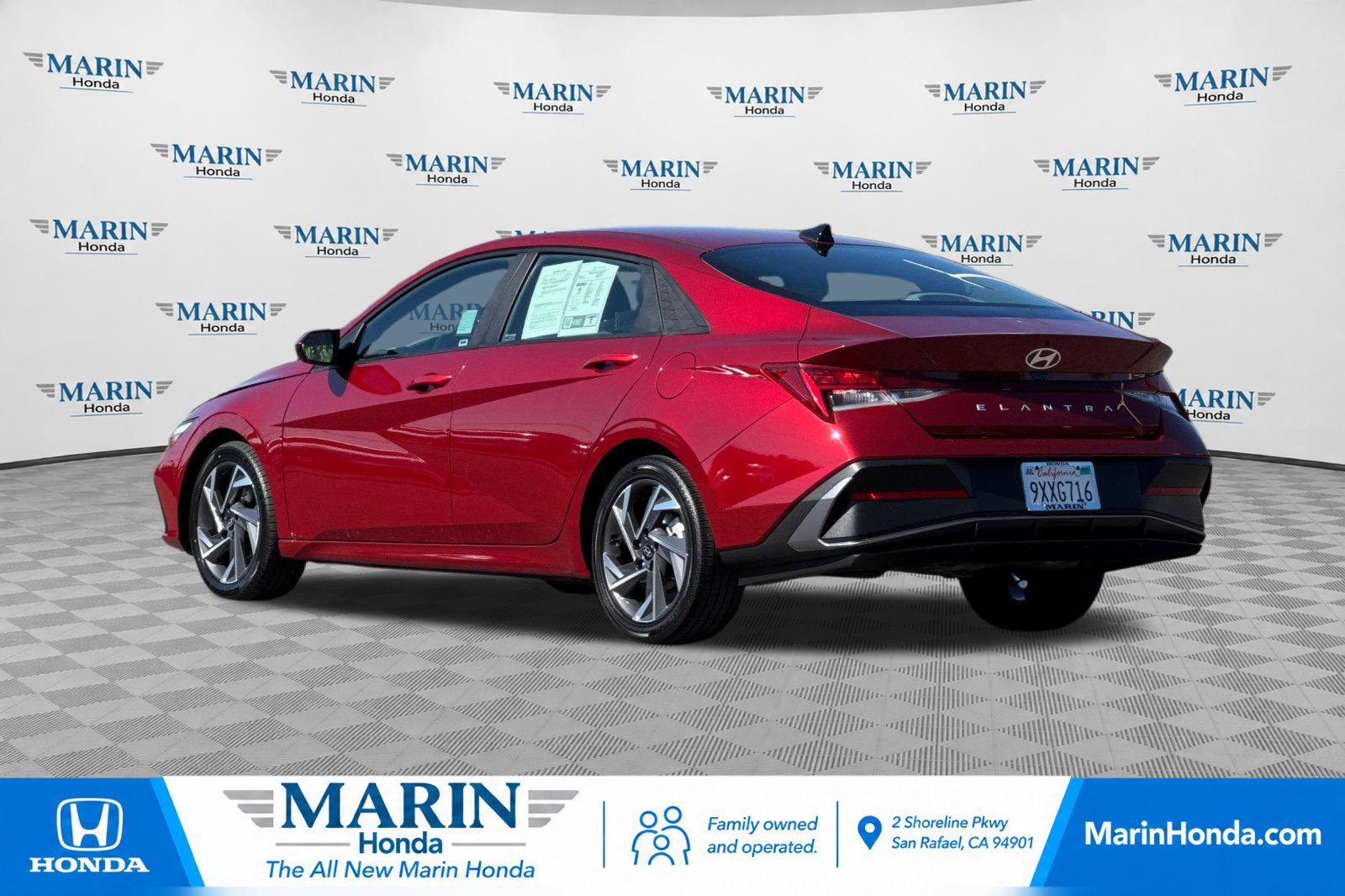 Used 2024 Hyundai Elantra SE FWD image 5