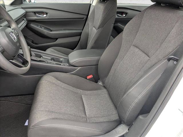 Used 2025 Honda Accord SE image 15
