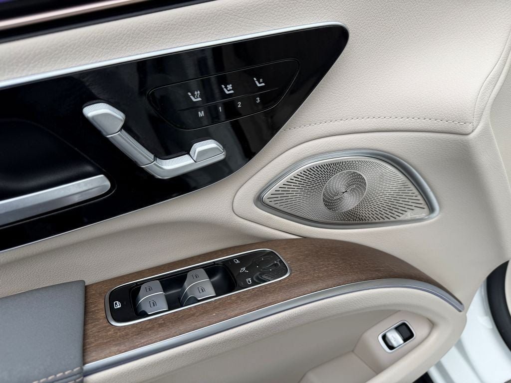 Used 2023 Mercedes-Benz EQS 450+ Sedan image 11
