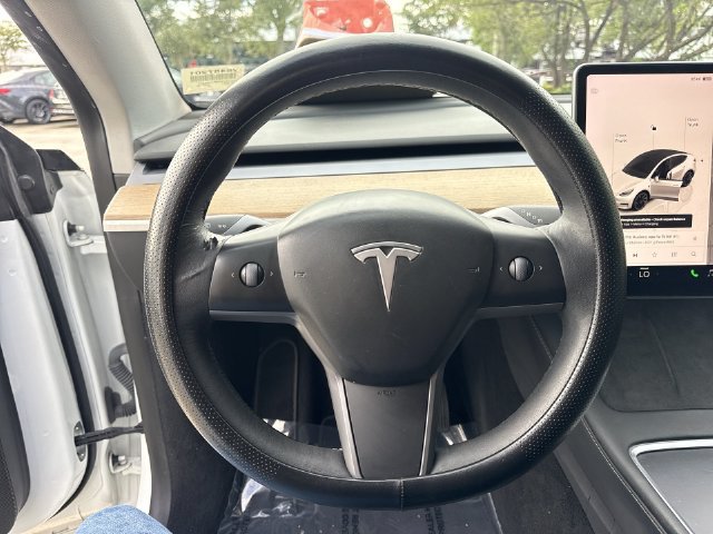 Used 2023 Tesla Model Y Long Range AWD/4WD image 14