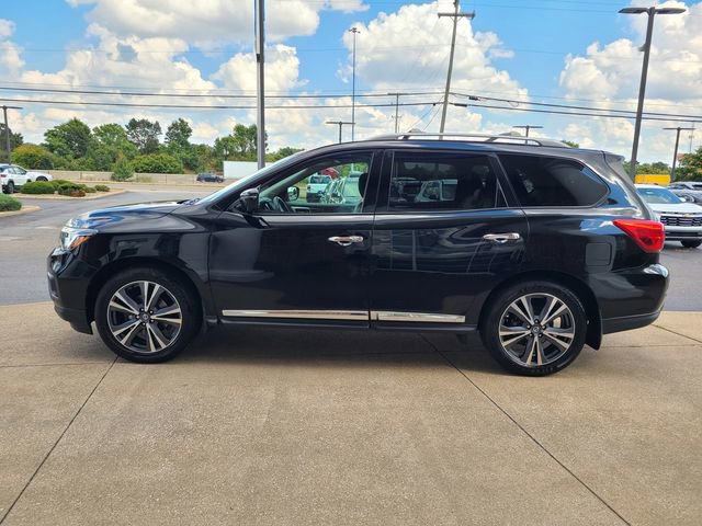 Used 2020 Nissan Pathfinder Platinum image 9