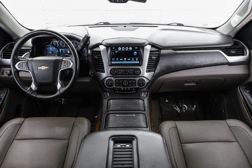 Used 2018 Chevrolet Tahoe Premier RWD image 11
