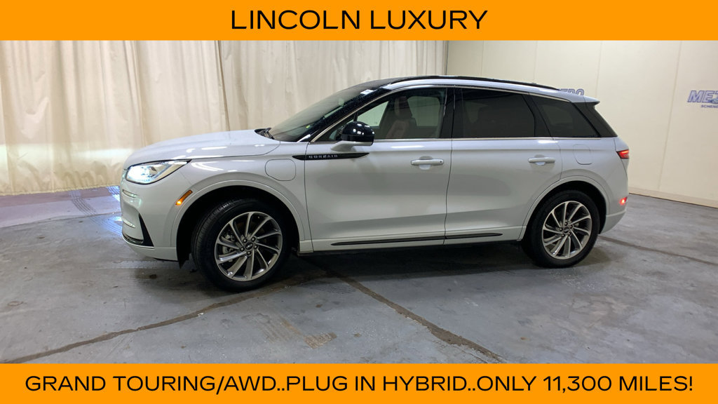 Used 2025 Lincoln Corsair Grand Touring w/ Towing Package AWD/4WD image 6