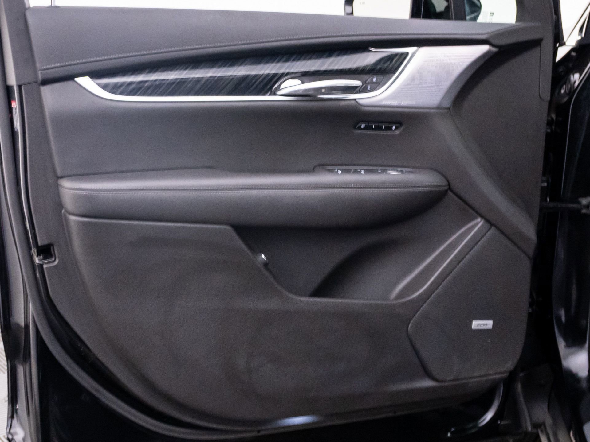 Certified 2023 Cadillac XT6 Premium Luxury AWD/4WD image 14