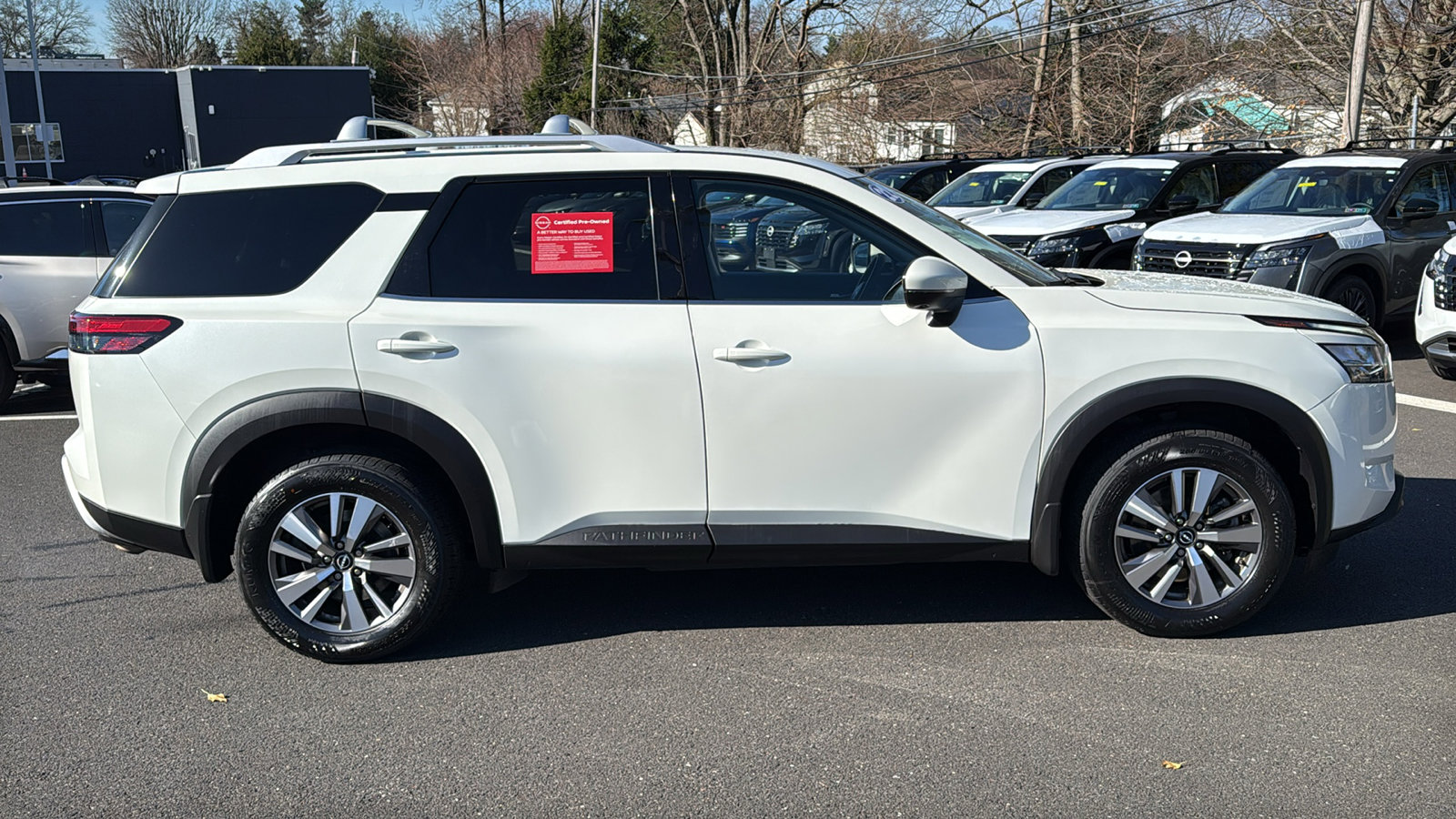 Certified 2022 Nissan Pathfinder SL image 28