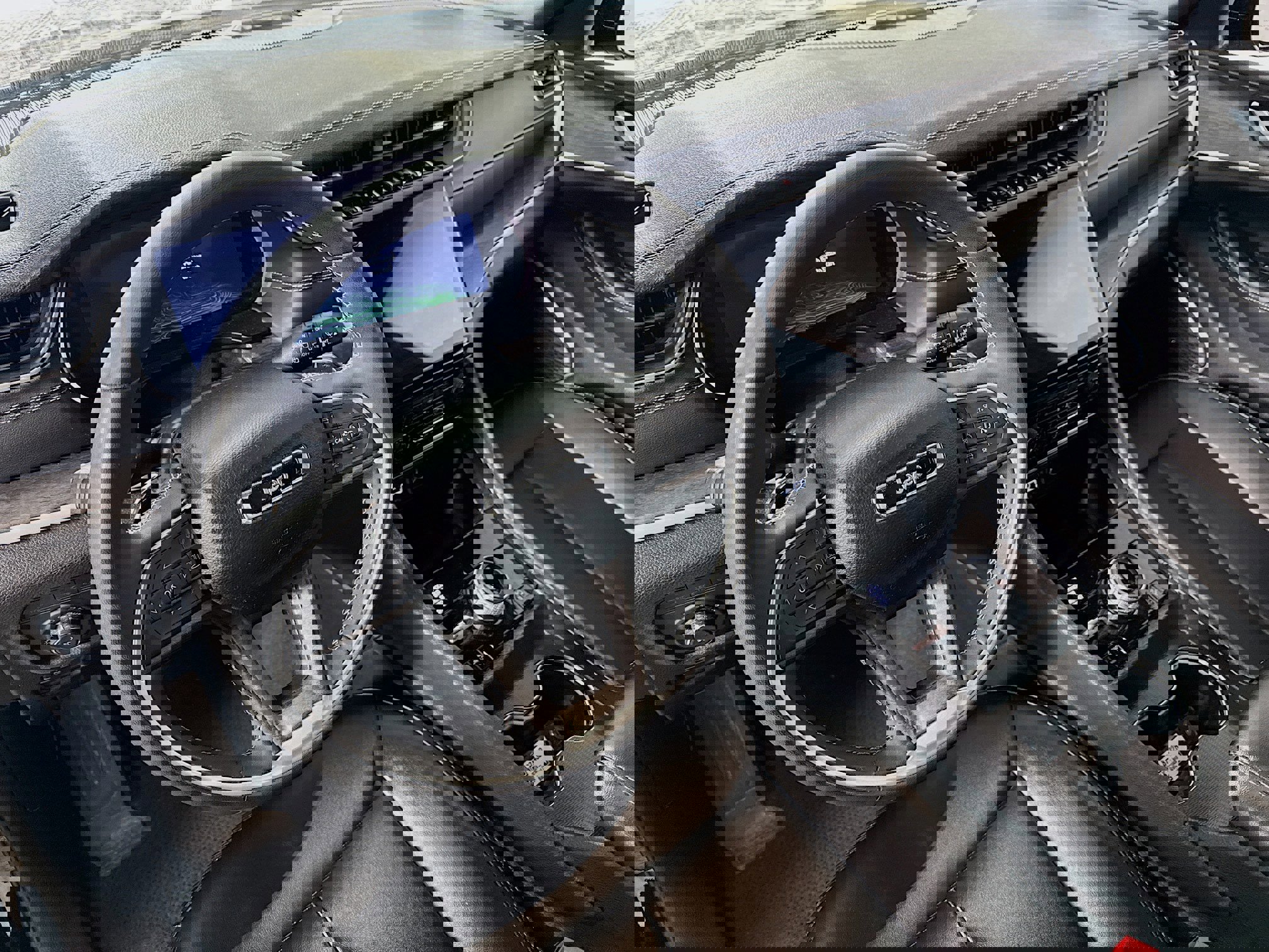 Used 2024 Jeep Grand Cherokee Limited 4xe image 14