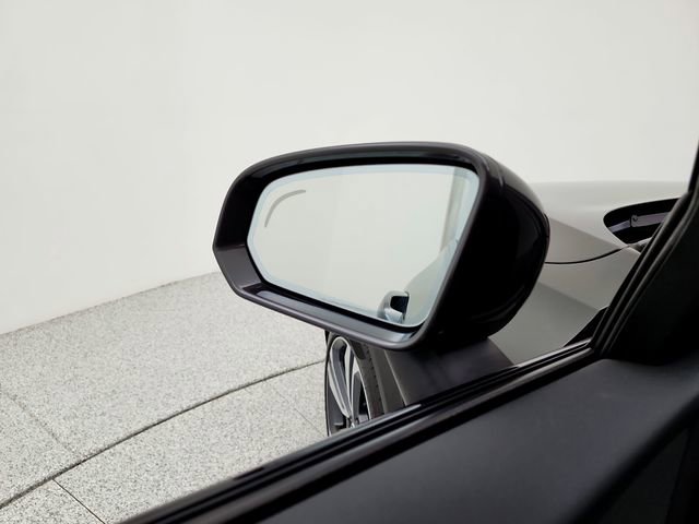 Used 2025 Volvo V60 B5 Cross Country Plus AWD/4WD image 19