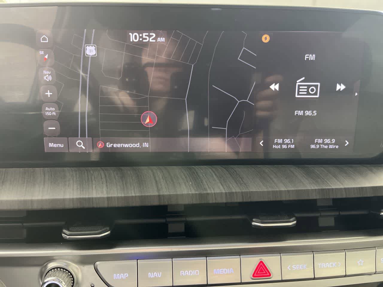 Used 2023 Kia Telluride EX w/ EX Captain's Chair Package AWD/4WD image 20
