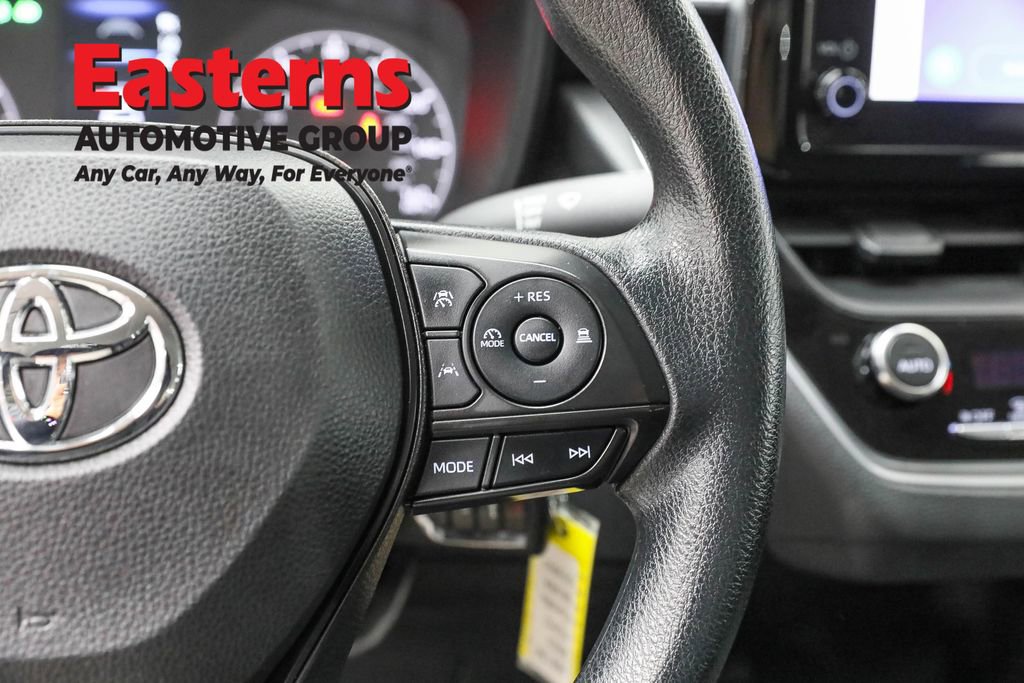 Used 2023 Toyota Corolla LE image 16